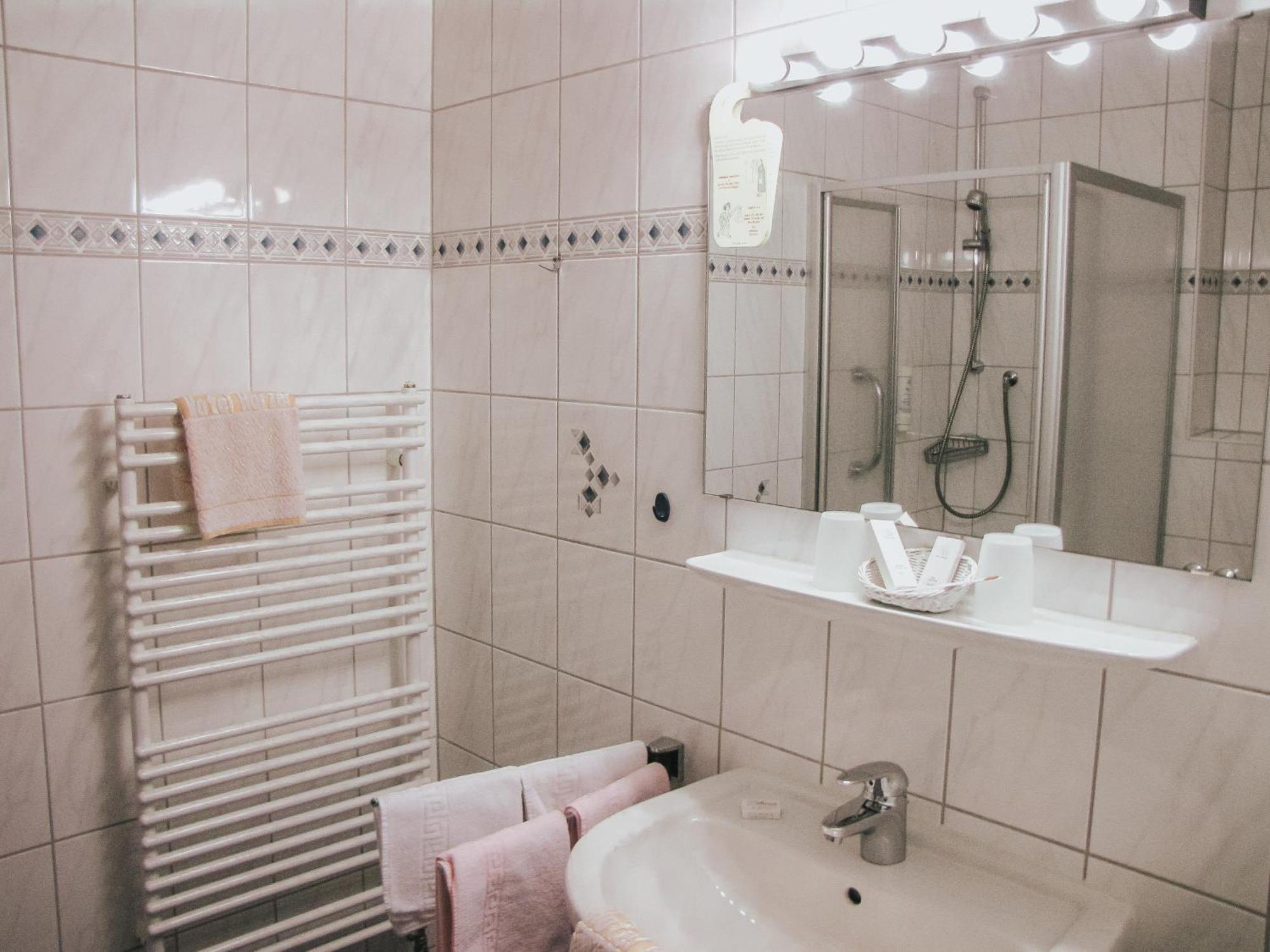 Hotel Harzer am Kurpark Bad Herrenalb Zewnętrze zdjęcie