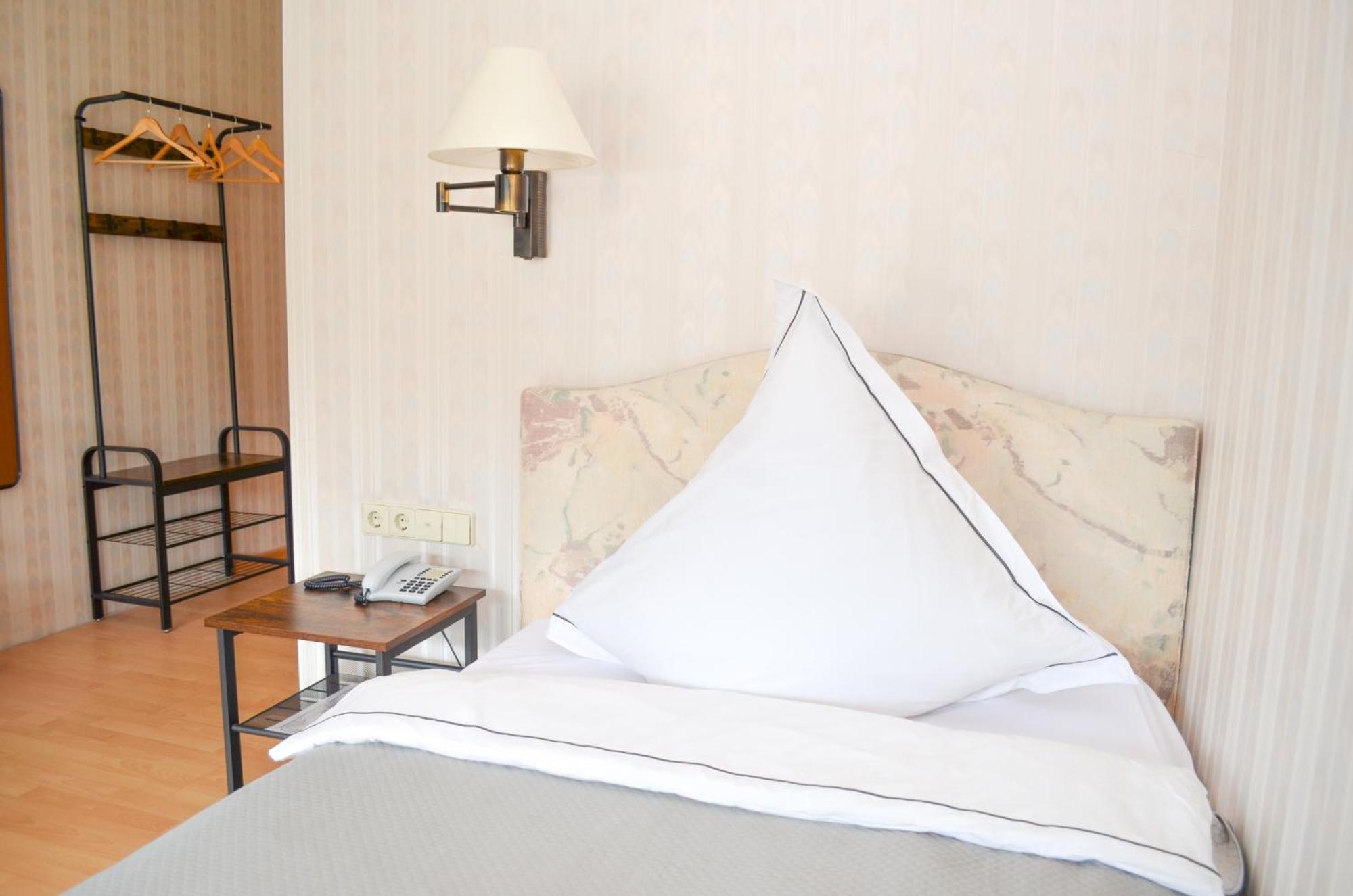 Hotel Harzer am Kurpark Bad Herrenalb Zewnętrze zdjęcie