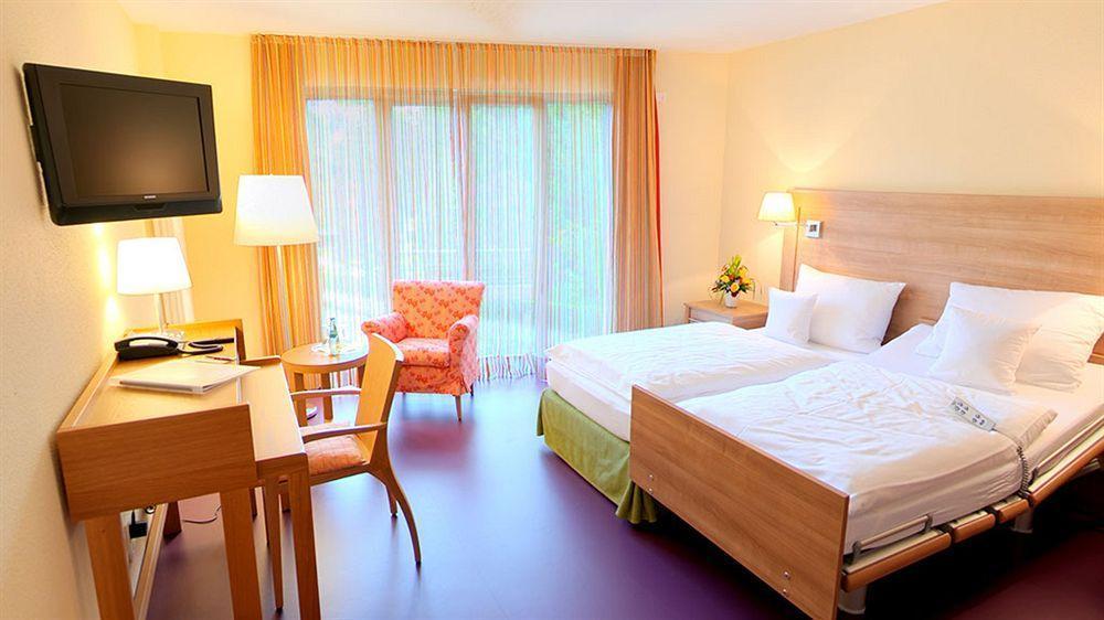 Hotel Harzer am Kurpark Bad Herrenalb Zewnętrze zdjęcie