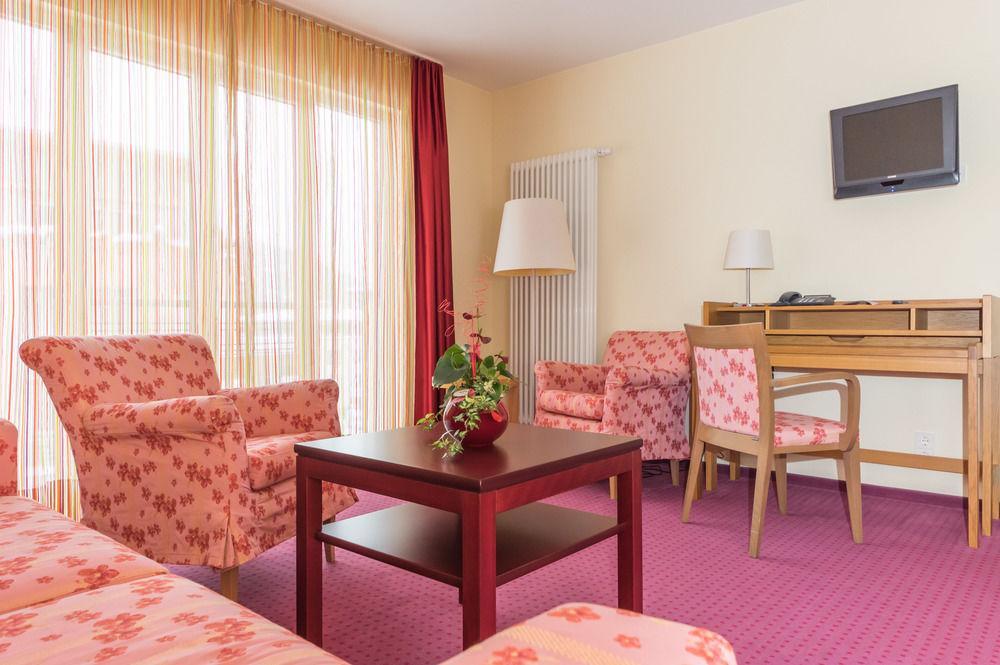 Hotel Harzer am Kurpark Bad Herrenalb Zewnętrze zdjęcie